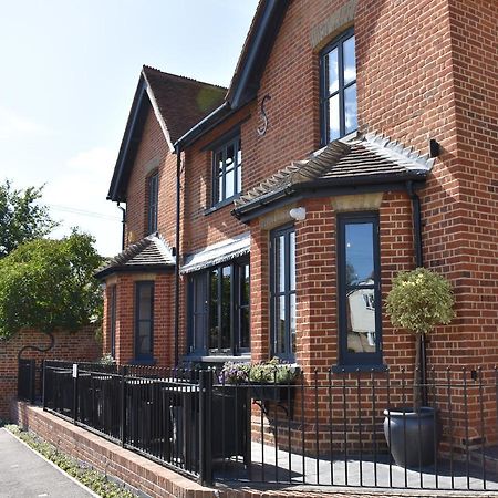 Booking Urban At Stisted Braintree Exterior photo